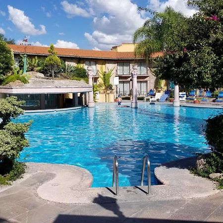 Gran Hotel Hacienda De La Noria Aguascalientes Kültér fotó The swimming pool at the hotel