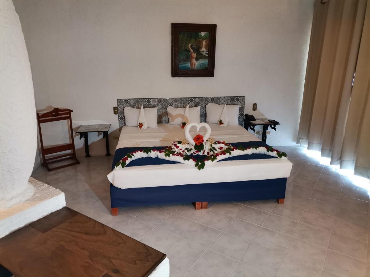 Gran Hotel Hacienda De La Noria Aguascalientes Kültér fotó A bedroom at the hotel